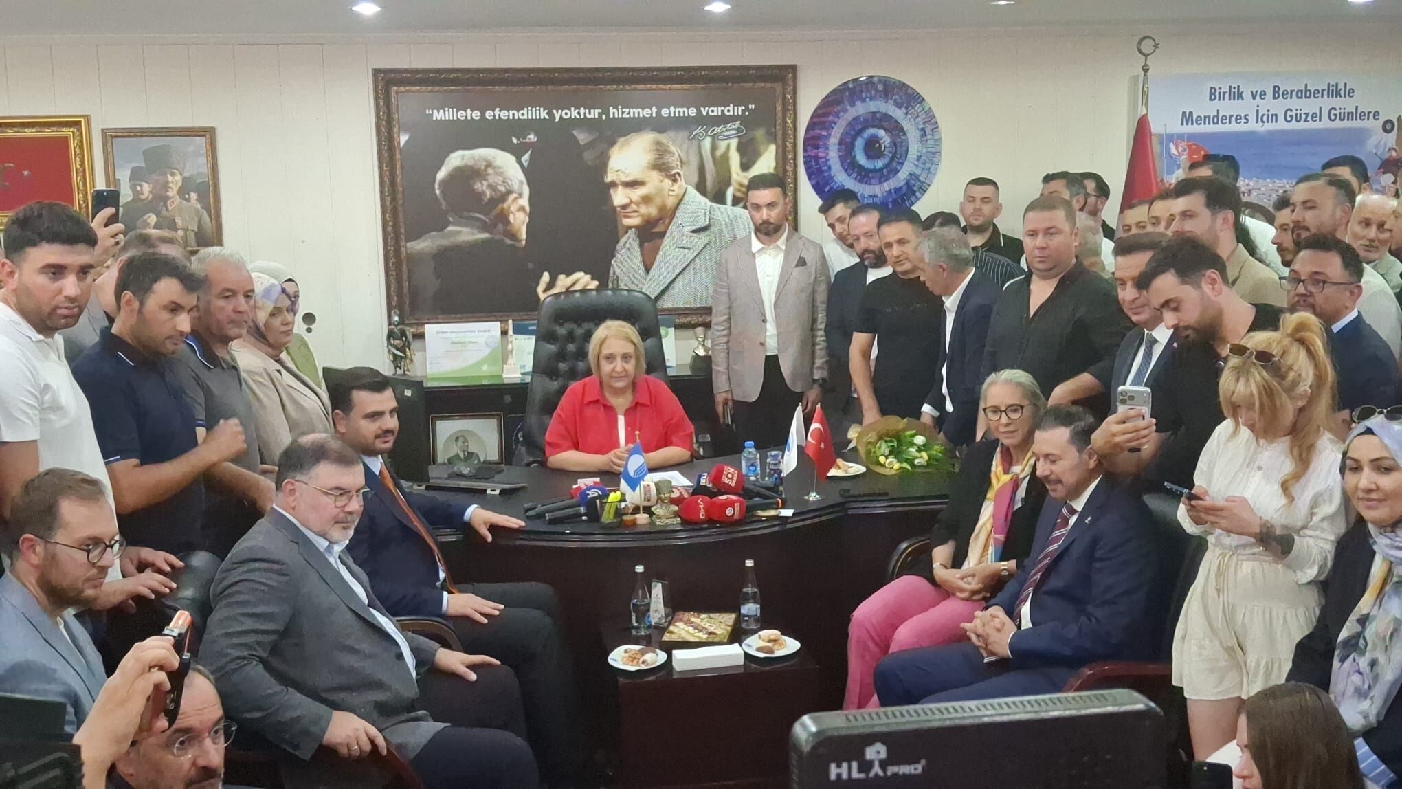 “Menemen ve Aliağa’da yaptığımız hizmetlerin daha güçlüsünü…”