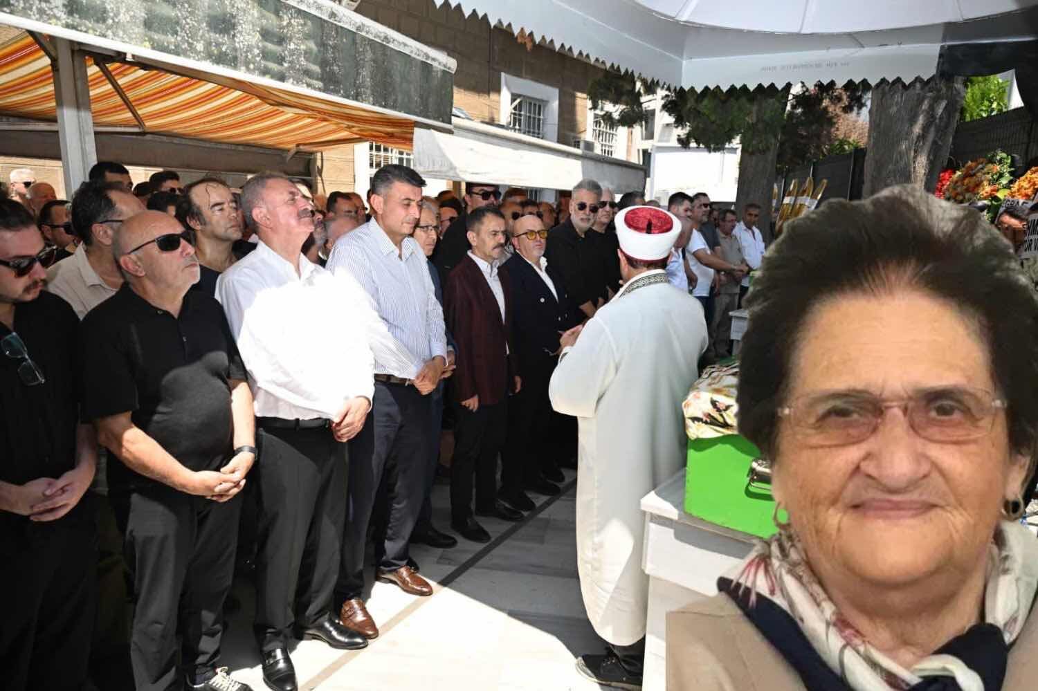Birol Guven Annesi Cenaze