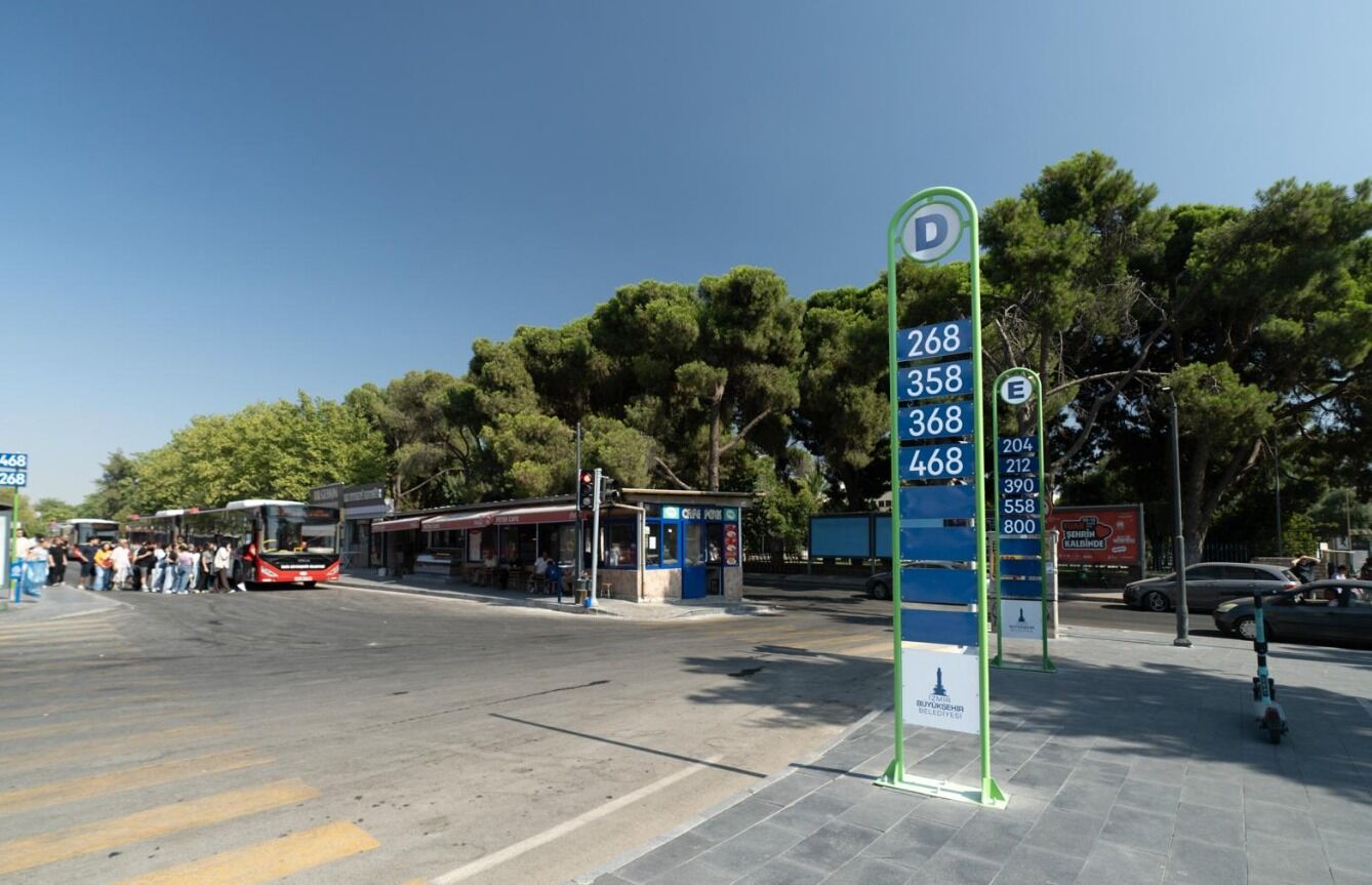 Çamurlu ve eskimiş zeminler tarih oldu