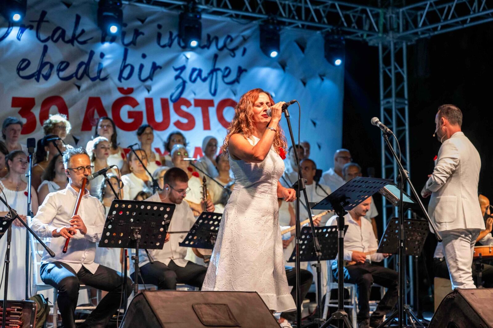 "Çocuklarımız başka ülkelere gitmesin"