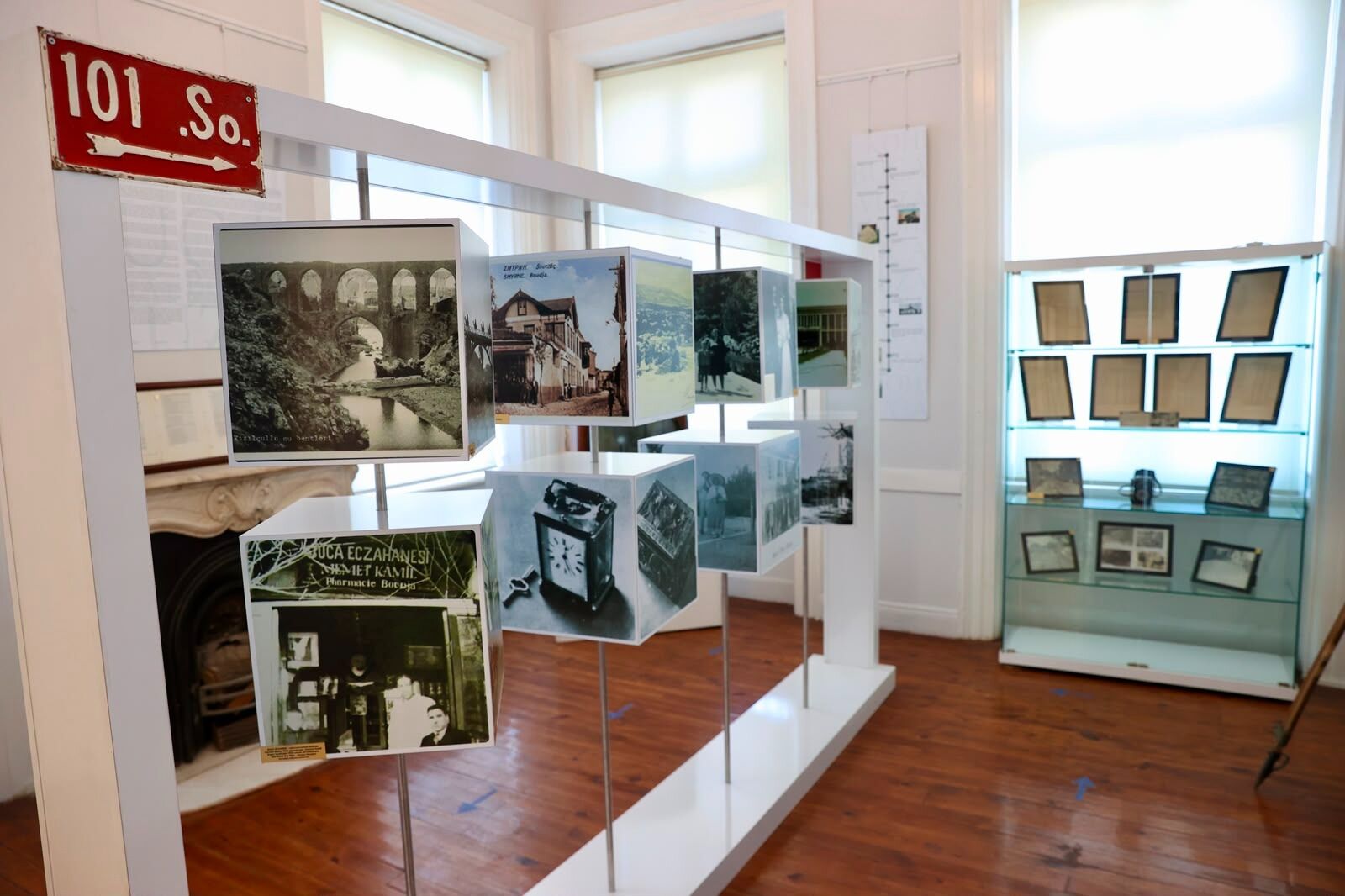 Bilgi yarışması bağış kitaplarla ödüllendiriliyor