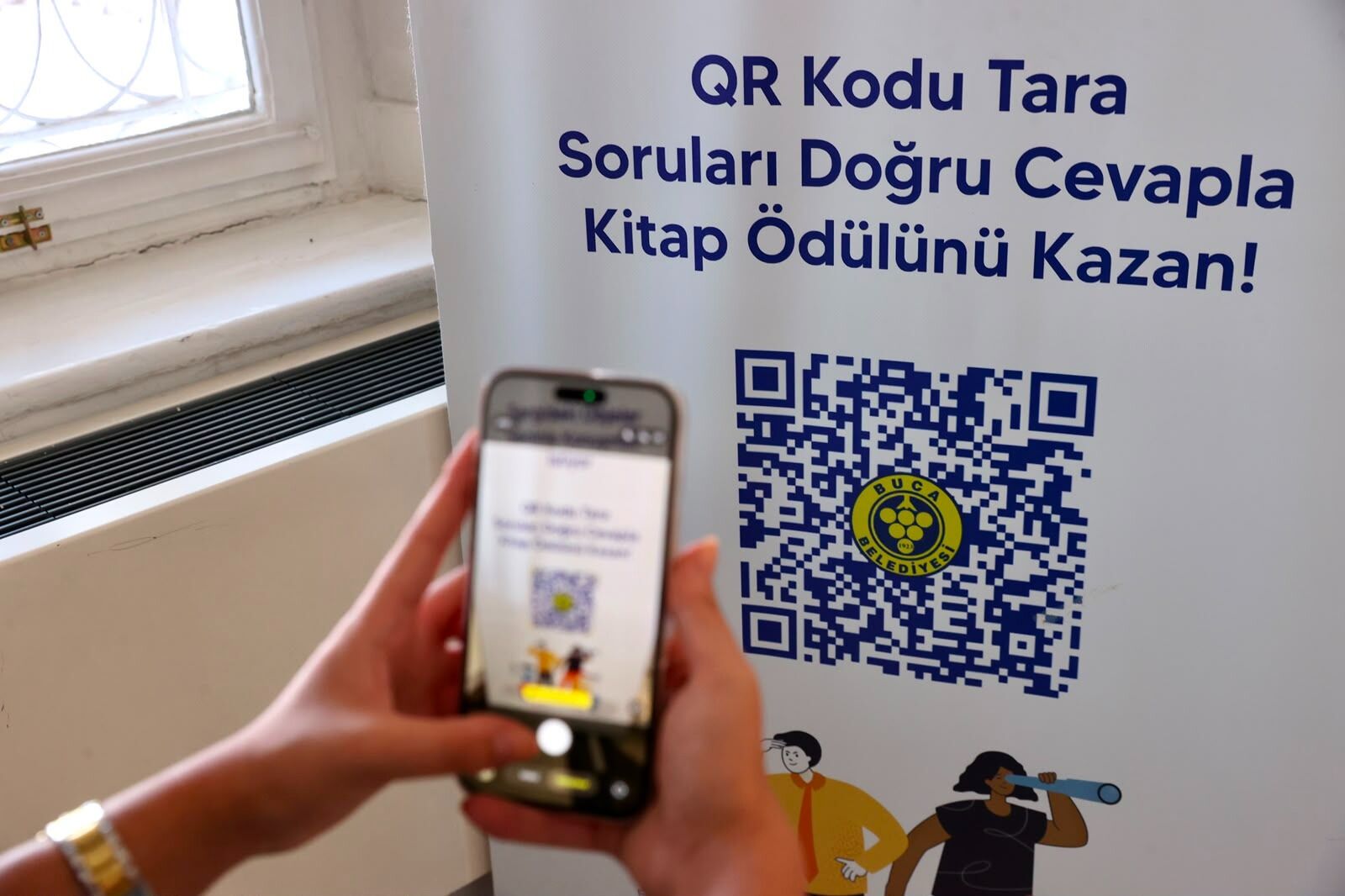 Bilgi yarışması bağış kitaplarla ödüllendiriliyor