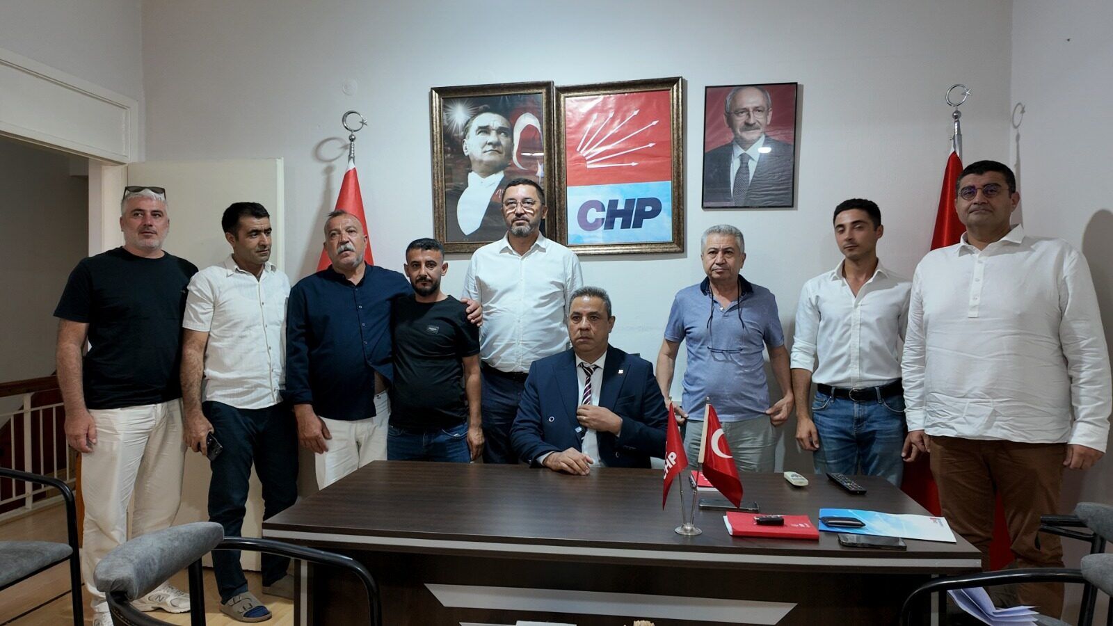 Göreve yeni atanan Bakırlı’dan sert tepki: “Jetonla çalışan sosyal medya maymunlarından mahalle baskısı göreceğimizi biliyorduk”