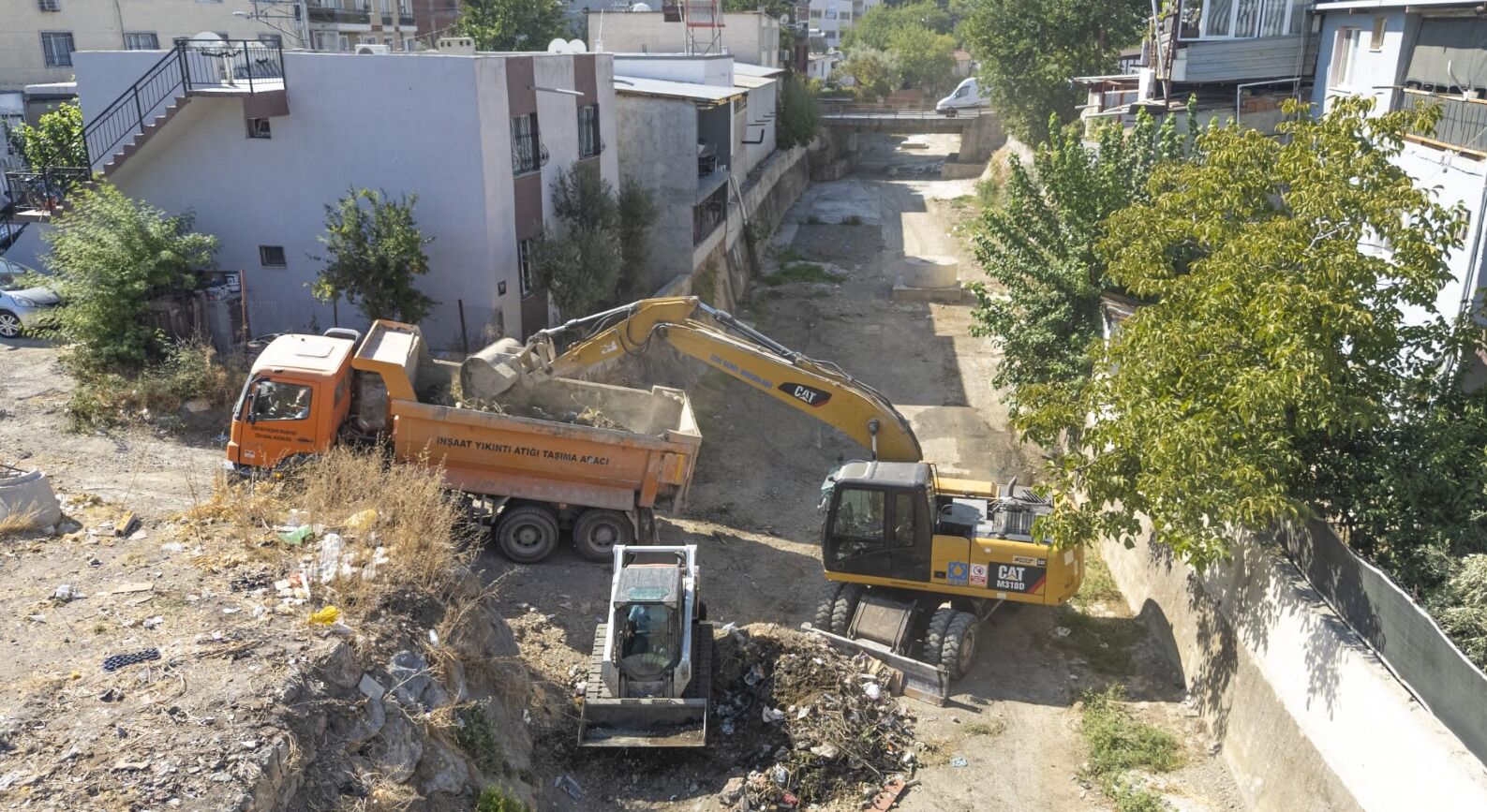 "Temizlenen alanlar bir hafta sonra yine doluyor"