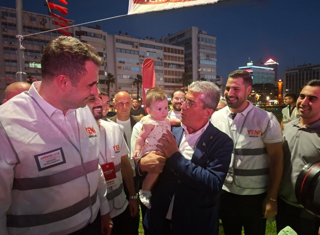 Gökhan Günaydın yeni Parti İzmir