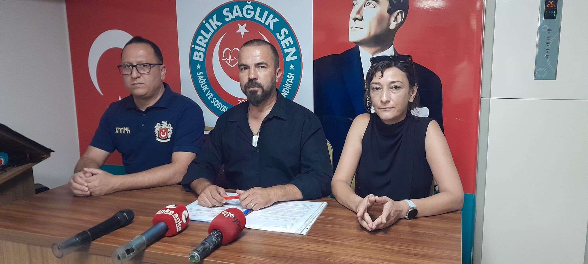 "Bu ihbarları yaparak sessiz kalmayan bütün sağlık çalışanlarına teşekkür ediyorum"