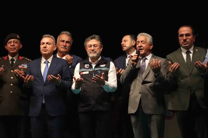 İzmir Güzelbahçe Yalı Balıkçı Barınağı Ibrahim Yumaklı 3