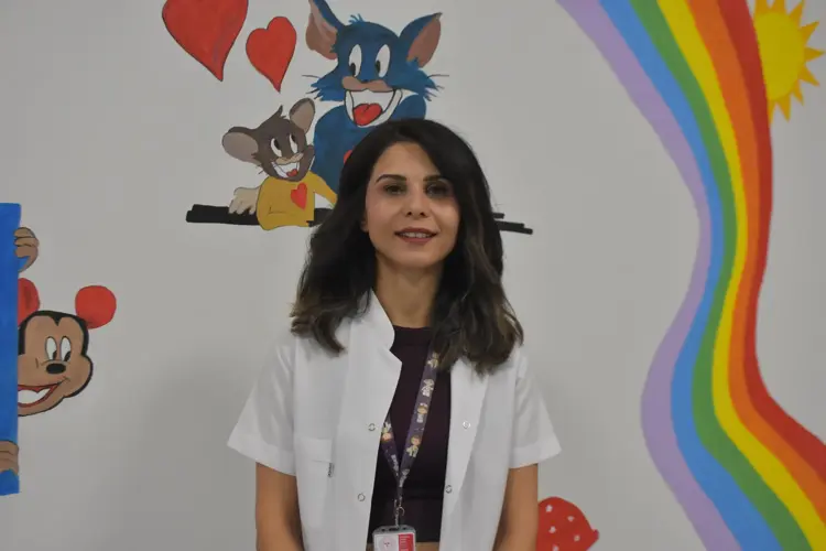 İzmir Şehir Hastanesi'nde Gebe Egzersiz Programı Ile Doğuma Hazırl