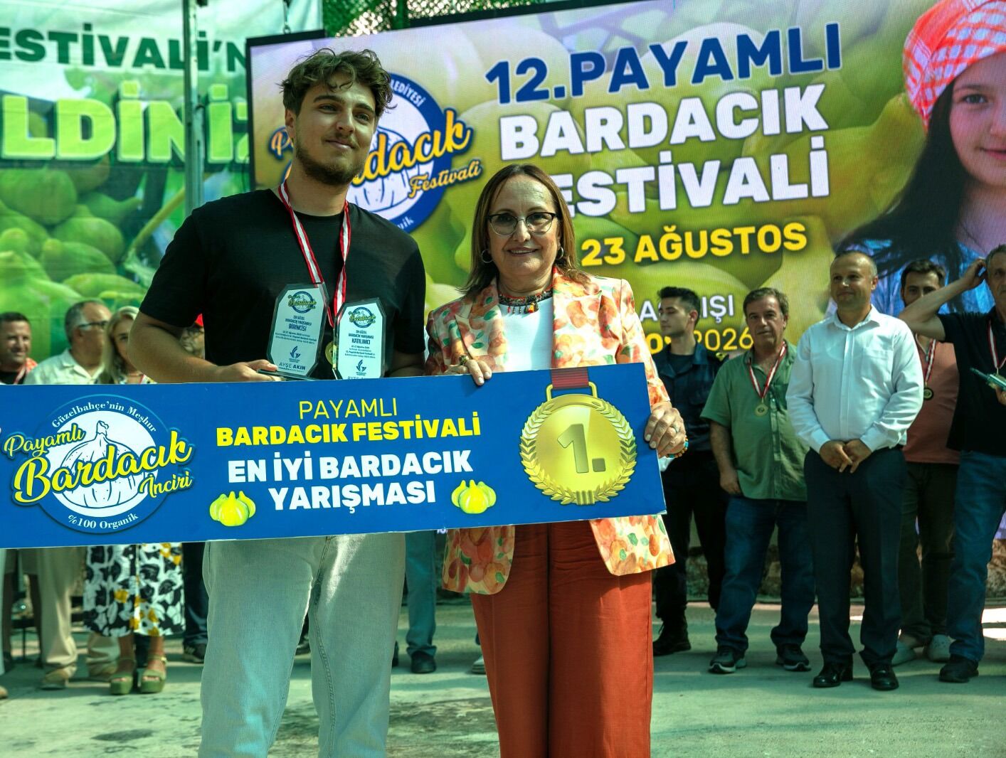 En iyi bardacık seçildi, altınlar sahibini buldu