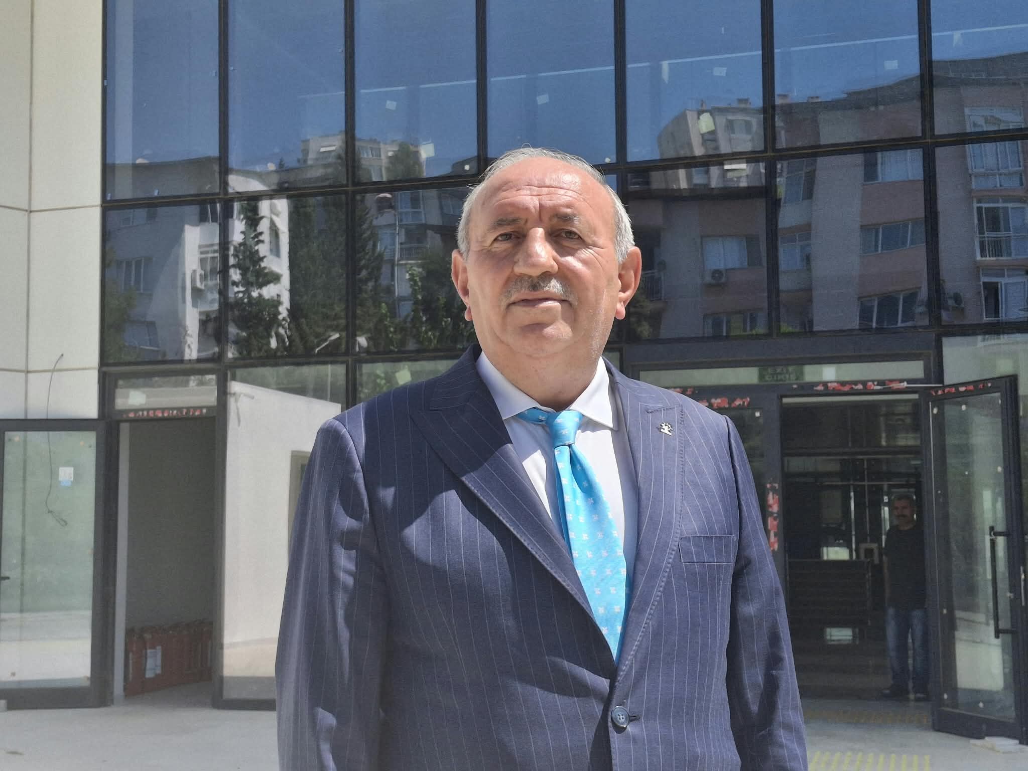 Karabağlar Uzundere Spor 2 (2)