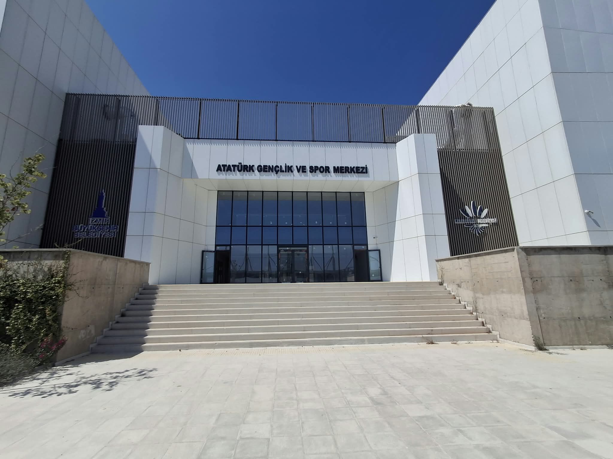 Karabağlar Uzundere Spor (3)