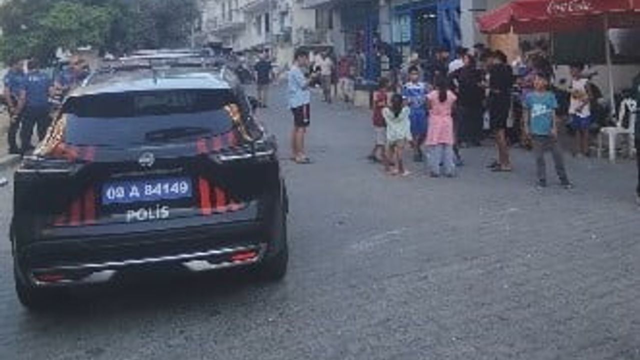 Kuşadası’nda sokak ortasında pompalı tüfekli dehşet: Biri çocuk 2 yaralı