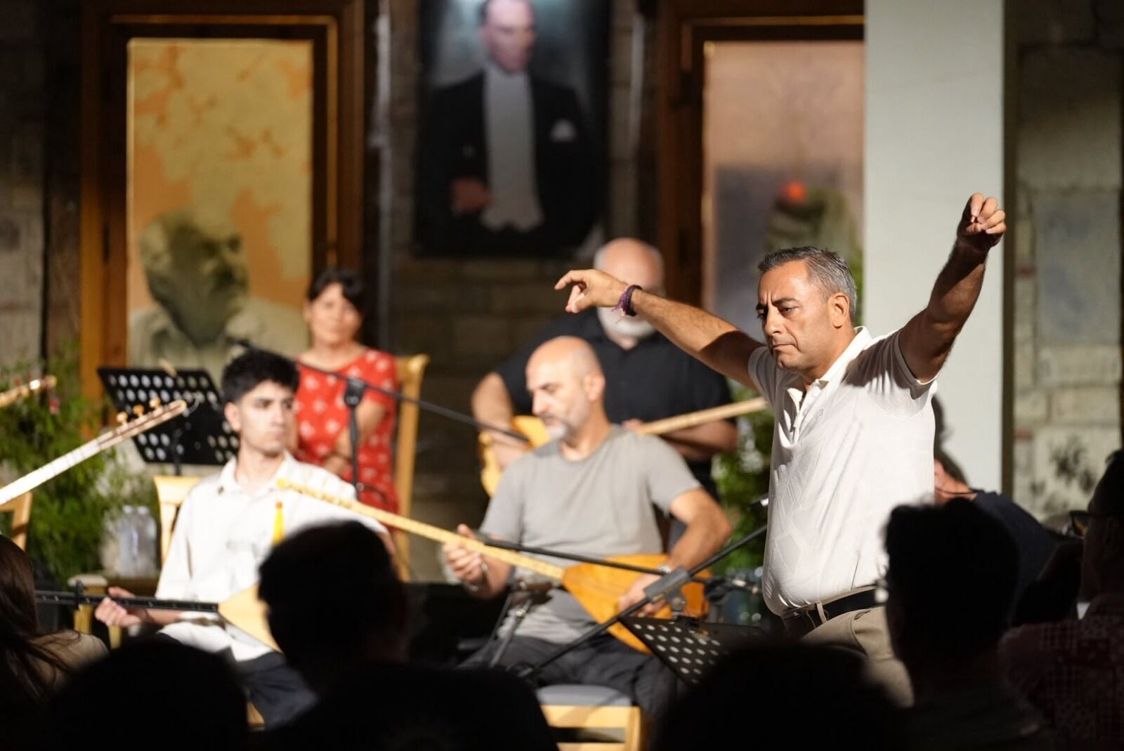Usta müzisyenler Bademler’de katılımcılarla buluştu
