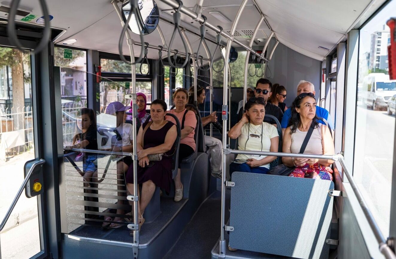Torbalida Yillardir Beklenen Mujde Geldi Artik Tek Otobus Yetiyor2