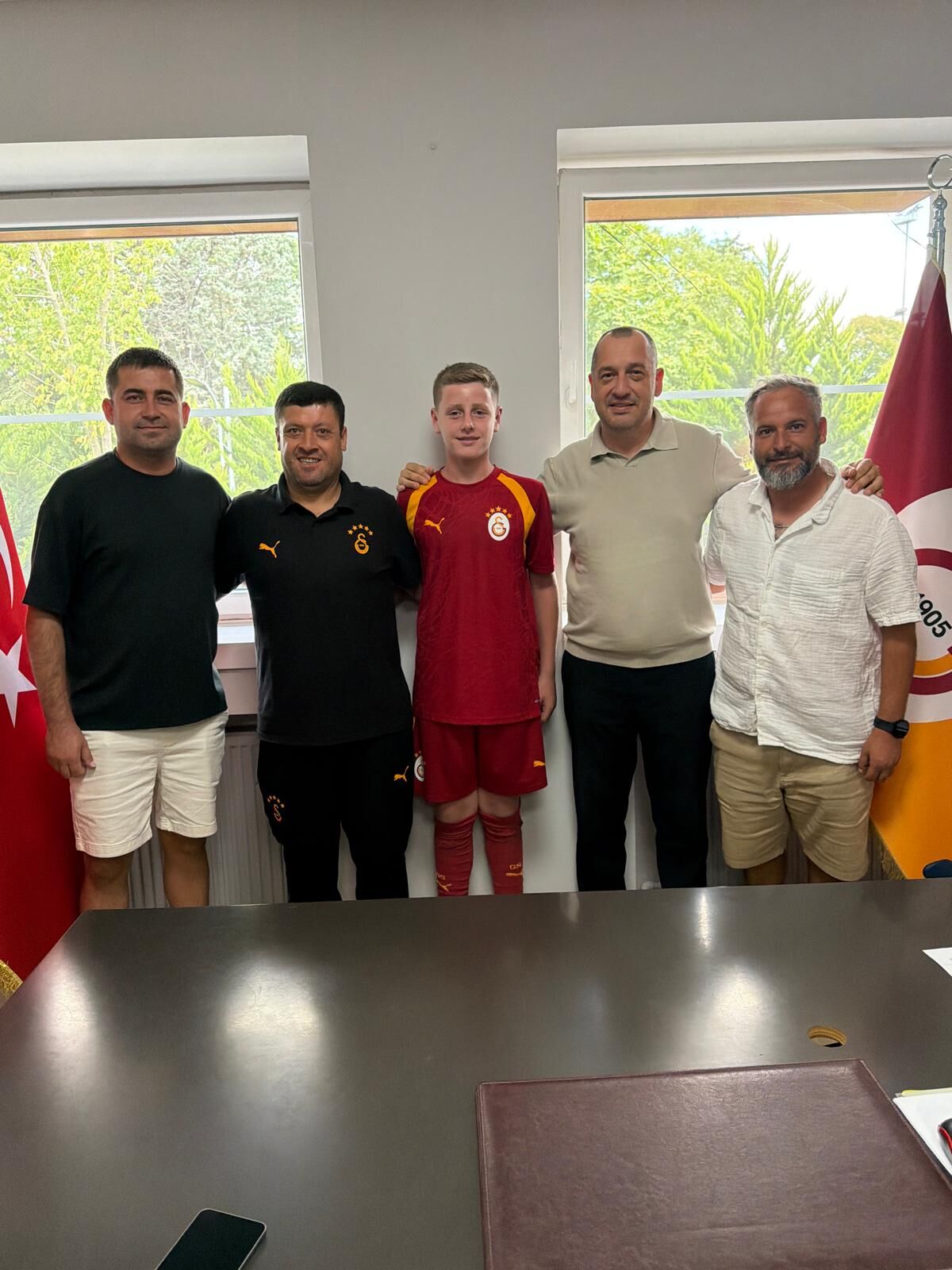 Transferde Cuma imzası atıldı
