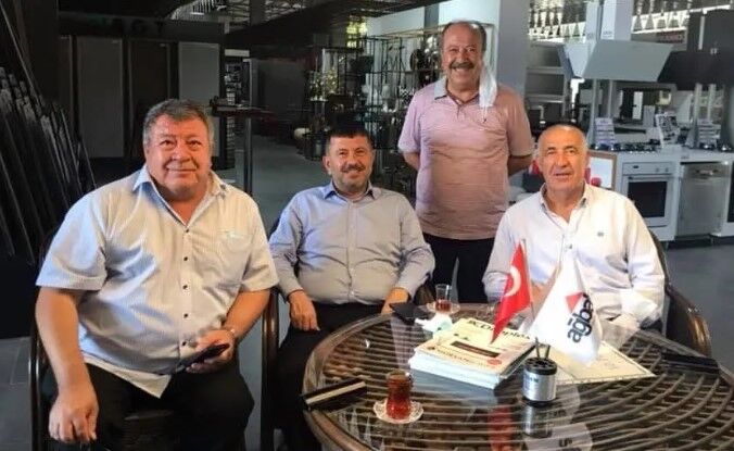 Veli ve Hür Ağbaba