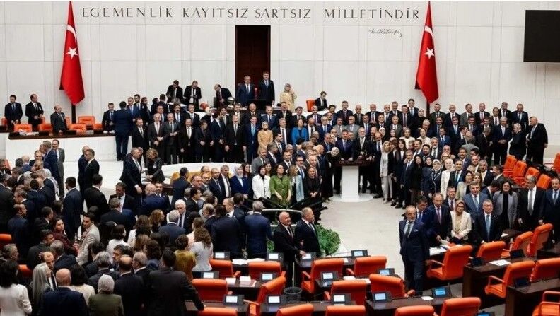 Yasa teklifi hatırası
