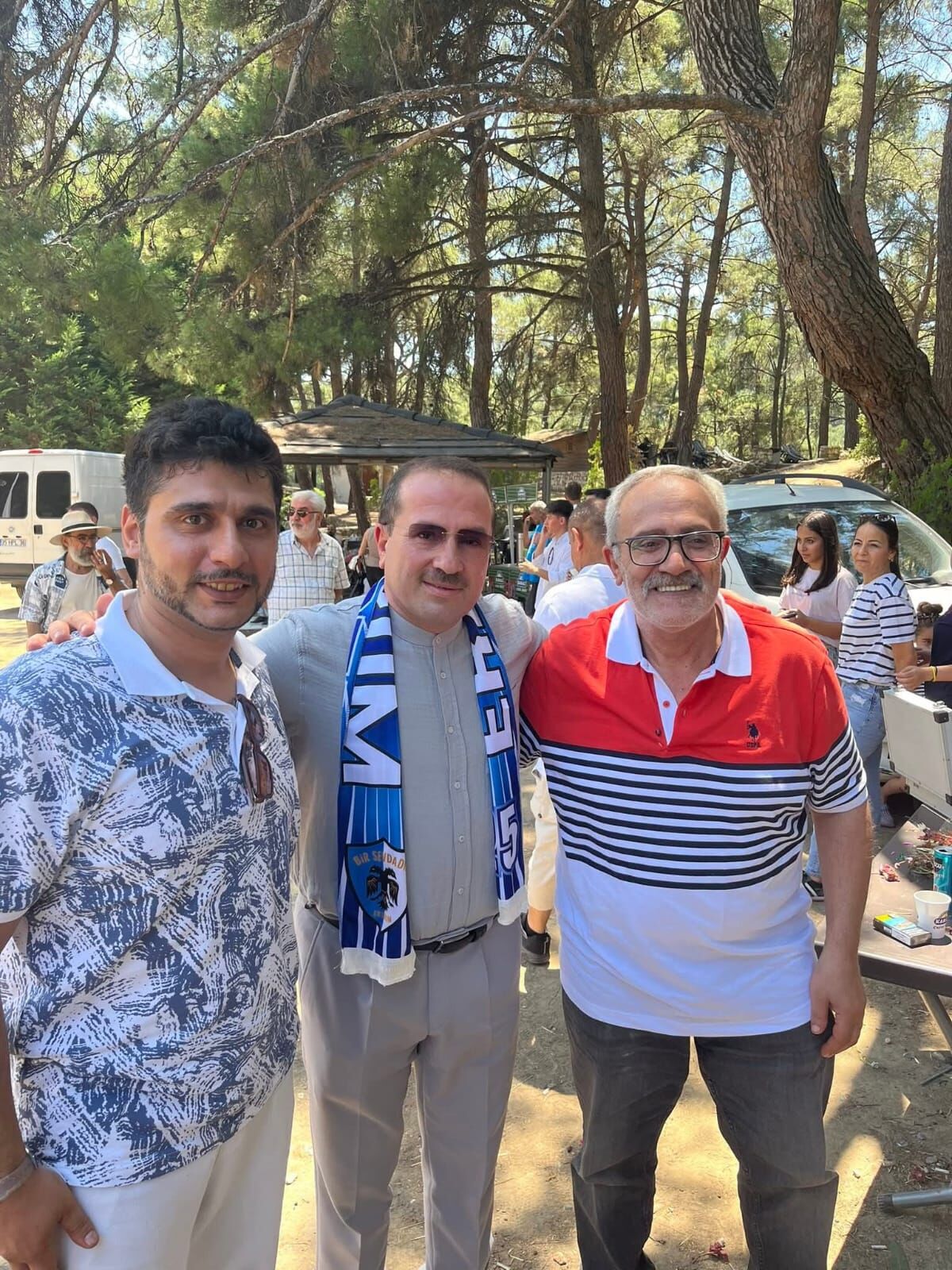 "Musluktan su akmıyor, körfez kokuyor!"