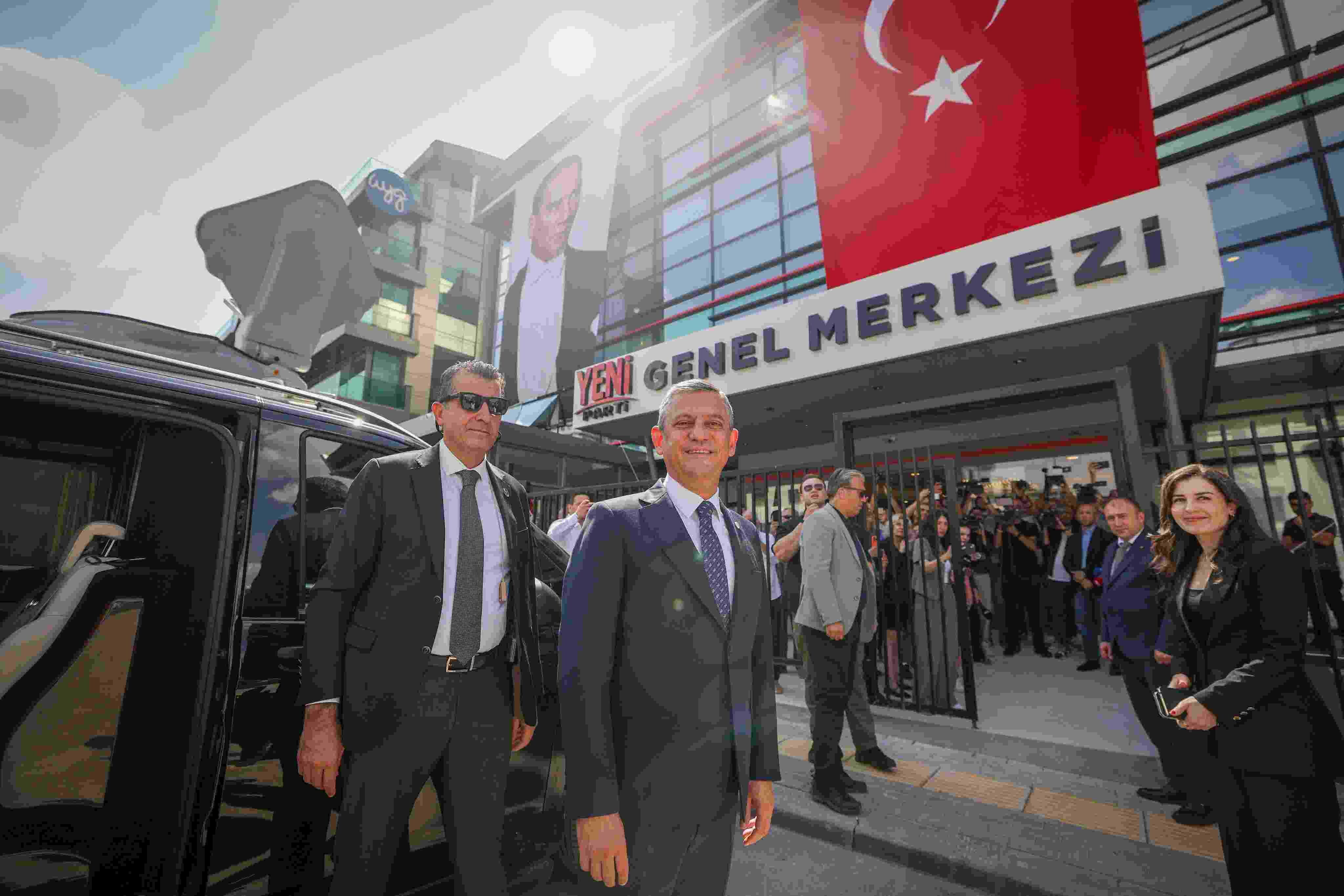Yeni Pğarti genel merkez