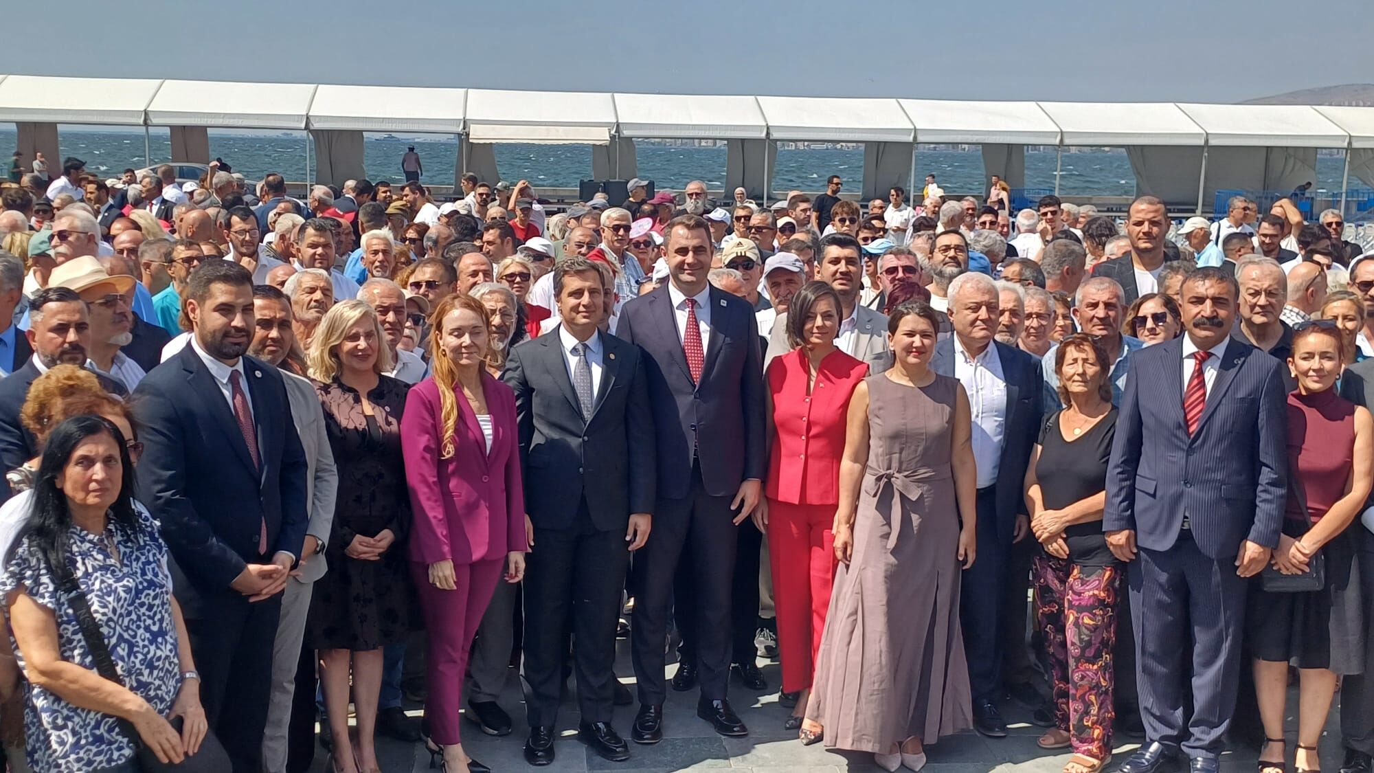 Yeni Parti İzmir..
