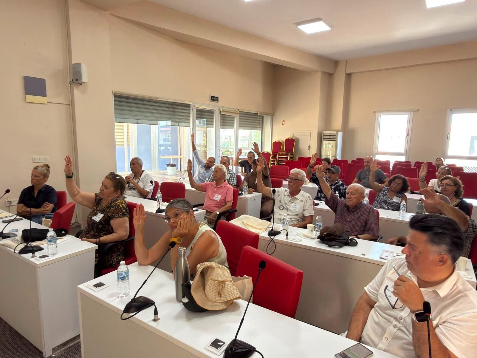 Yurttaşş Meclisi Izmir (1)