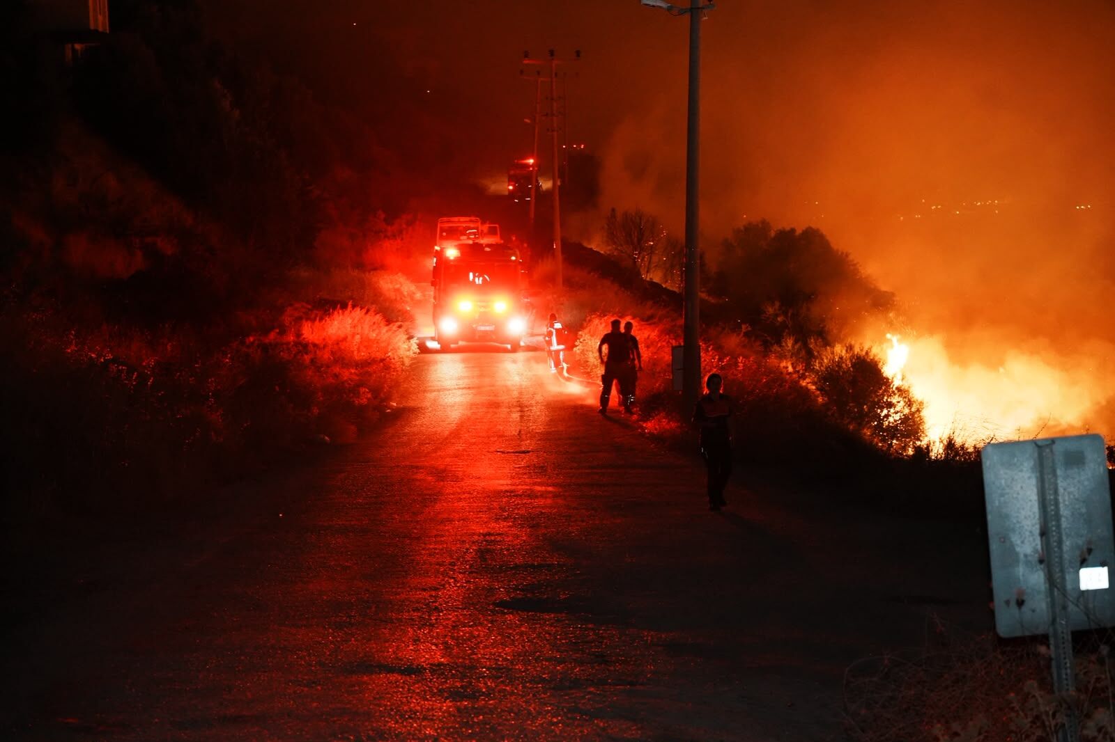izmir yangına müdahale 2