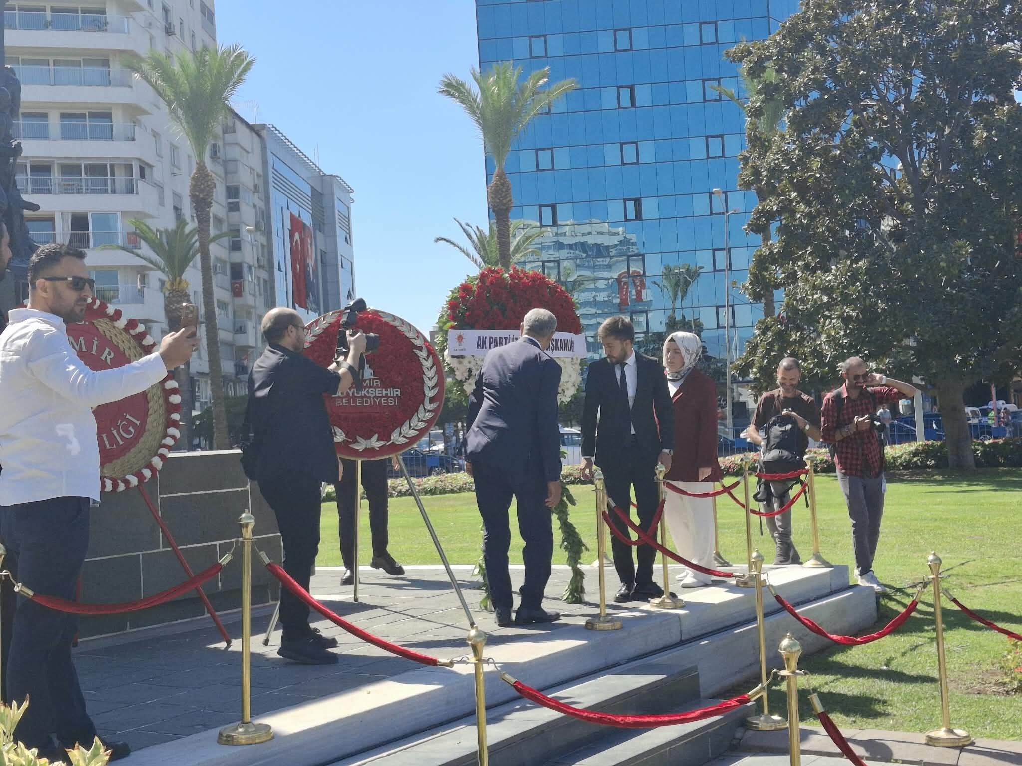 Ak Parti Izmir Çelenk 341