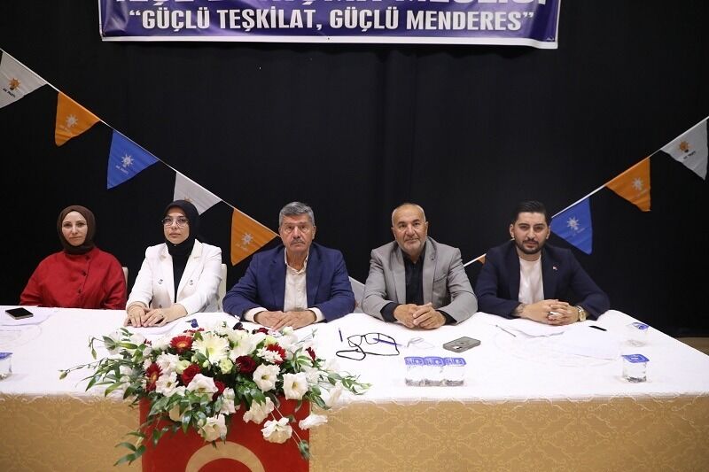 "Meselemiz Menderes'tir"