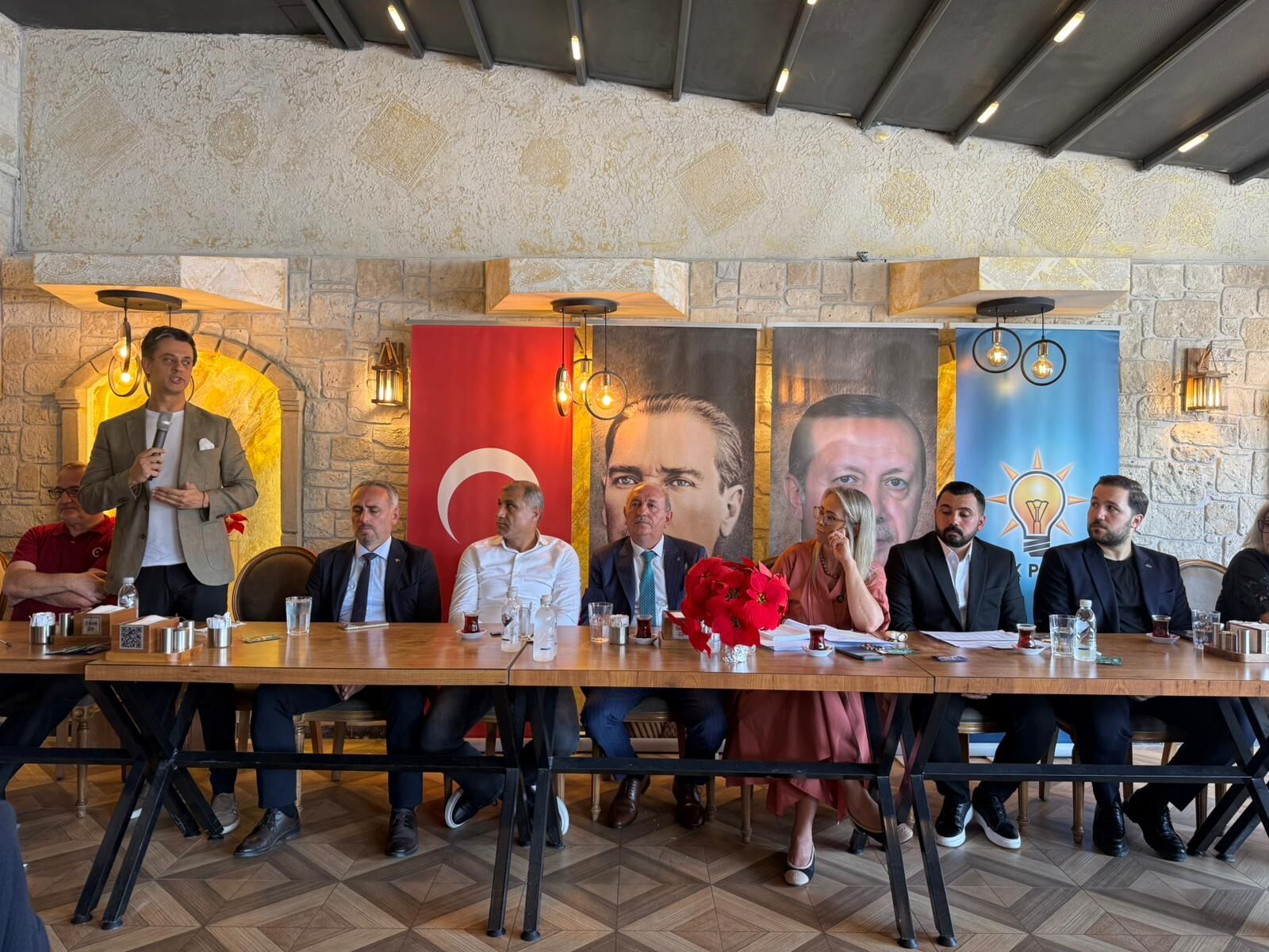 Dönüşüm şart, zaman dar