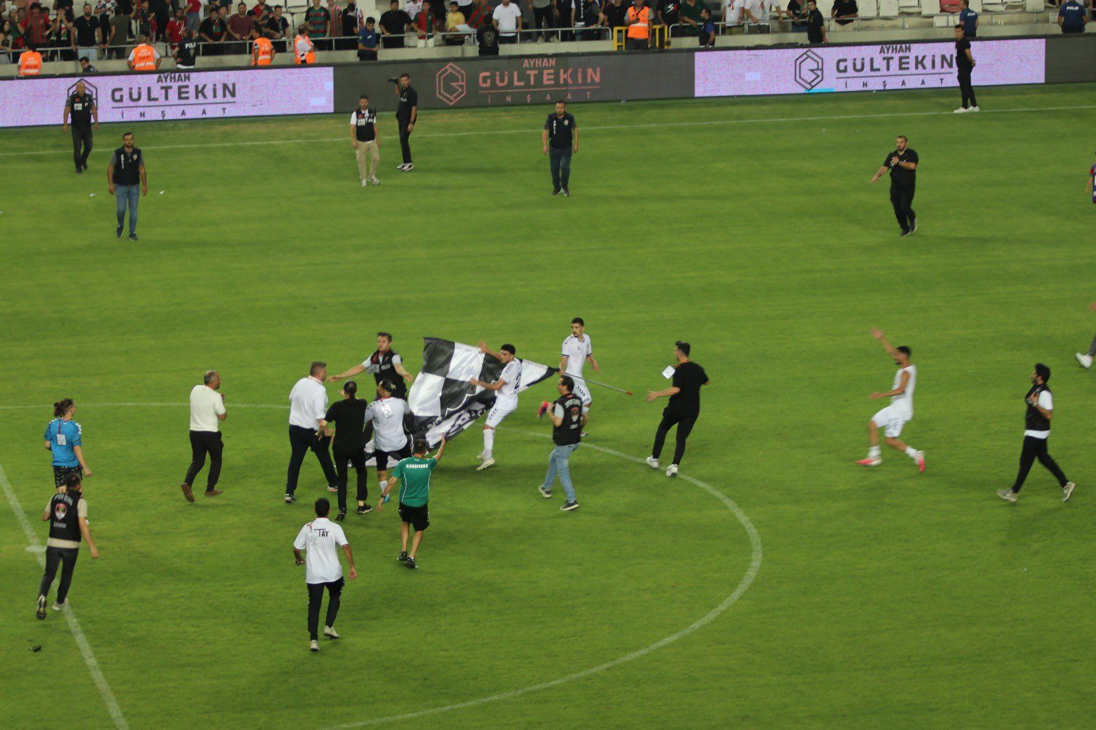 Altay Taraftar-1