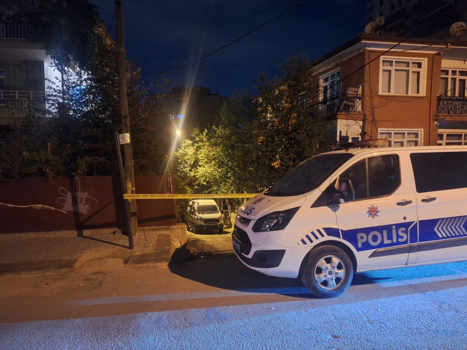 Ankara’da 2’si kardeş 3 kişinin cansız bedeni bulundu