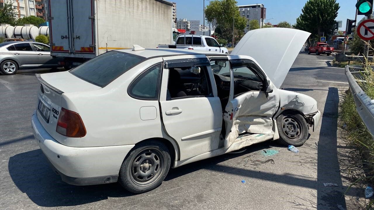 Aydın'da korkunç kaza: Aralarında bebek de olan 4 kişi yaralandı