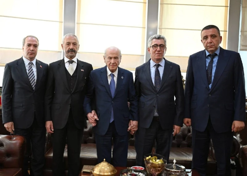 Bahçeli'den Barış Hamlesi... Sarallar Ve Şahinler Arasındaki Husumet Sona Erdi! 2