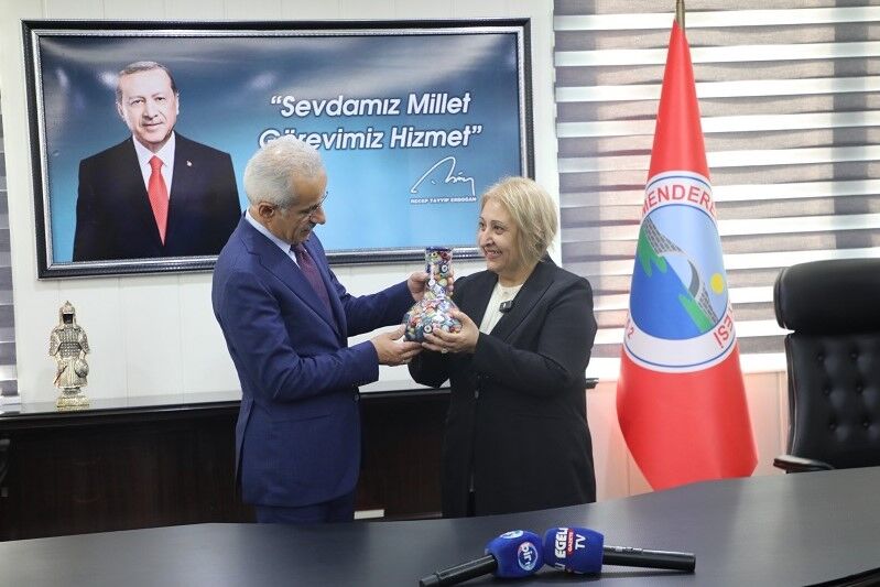 Günde 20 bin aracın geçtiği yola neşter