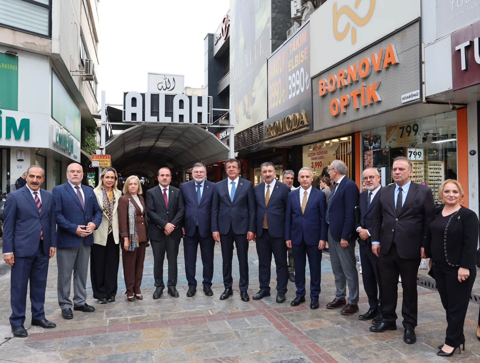 İzmir’in ihtiyaçları takip ediliyor