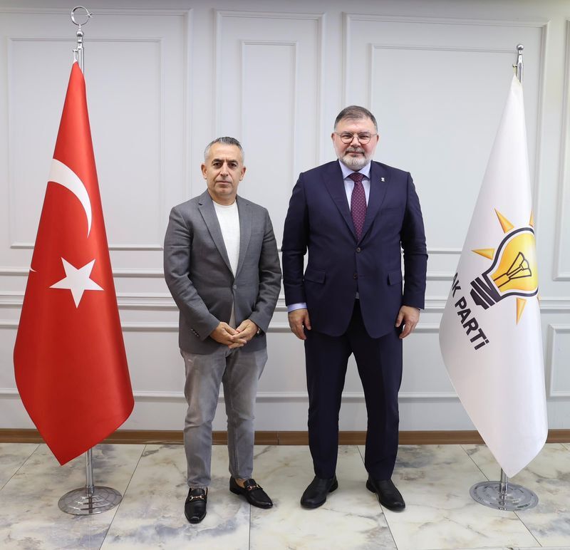 Bilal Saygılı, İzmir Anadolu Birliği Genel Başkan Yardımcısı Gökhan Yıldız’ı il başkanlığında ağırladı