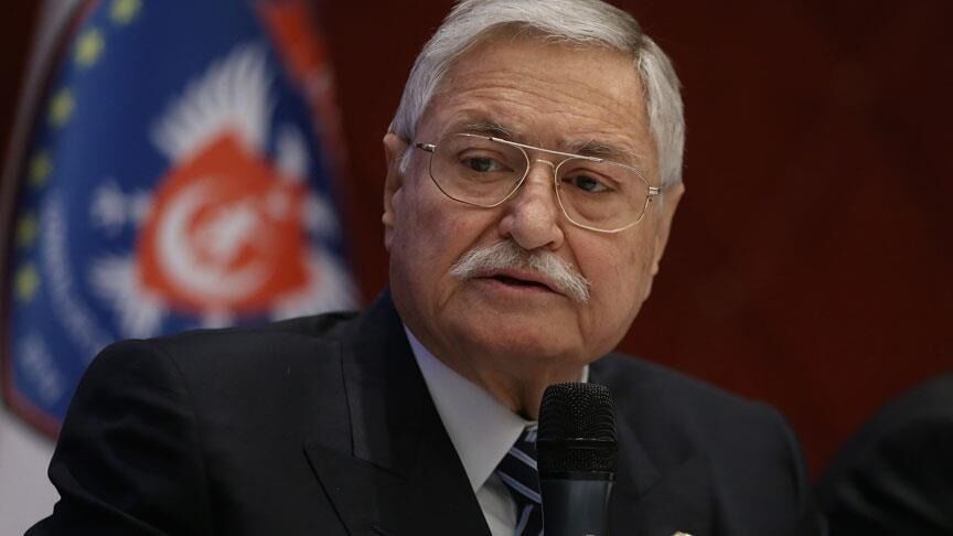 Bugün milyarlar konuşuluyor, o devletin kalemini bile kullanmıyordu: Hasan Celal Güzel'in unutulmayan hikâyesi