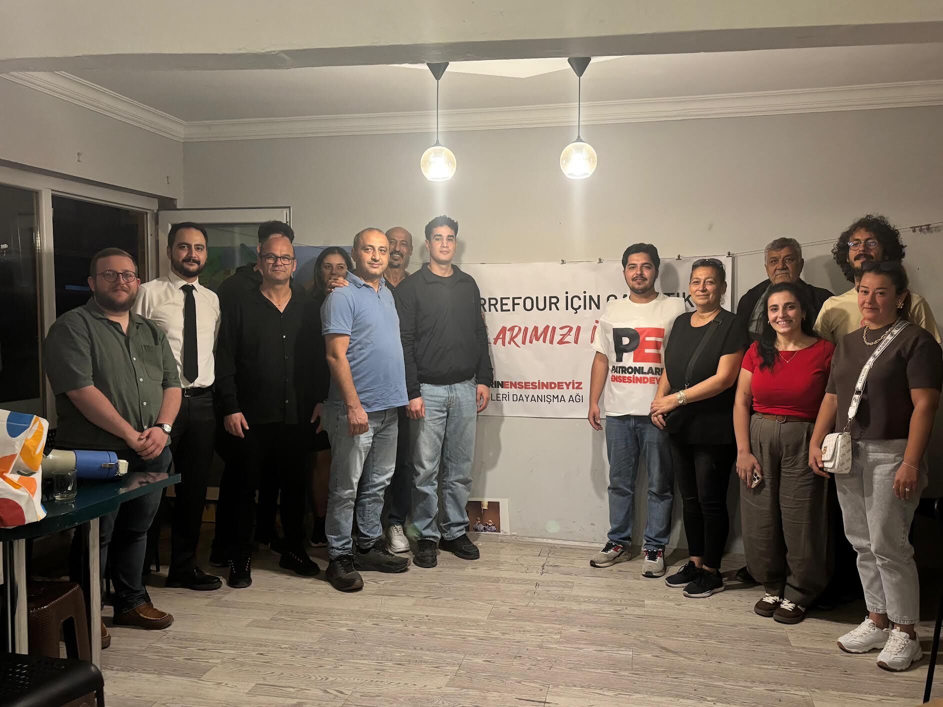 İzmir’de Carrefour işçilerinin mücadelesi sonuç verdi!