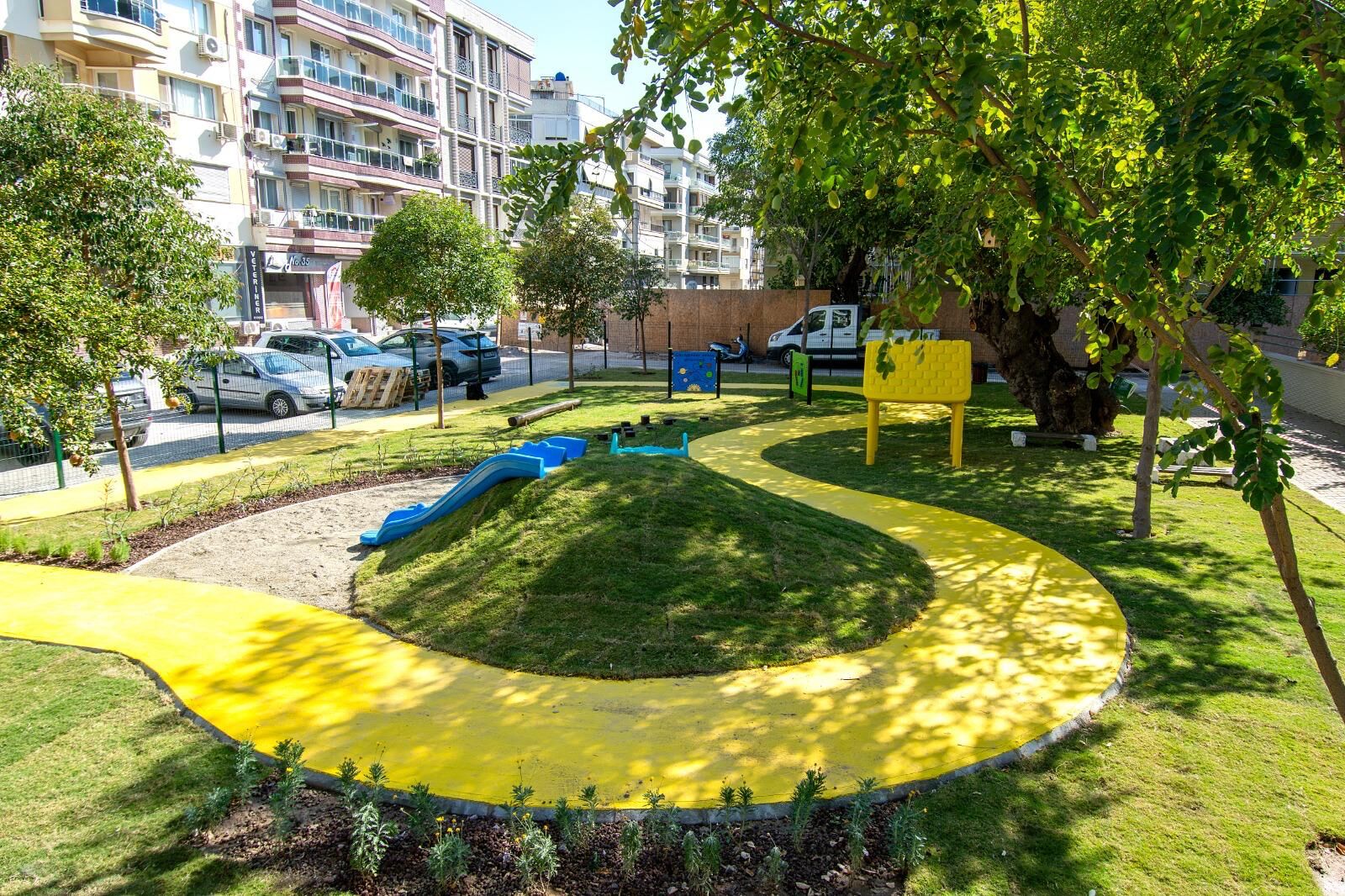 Sadece çocuklar değil ebeveynler ve Sokak canlıları da düşünüldü