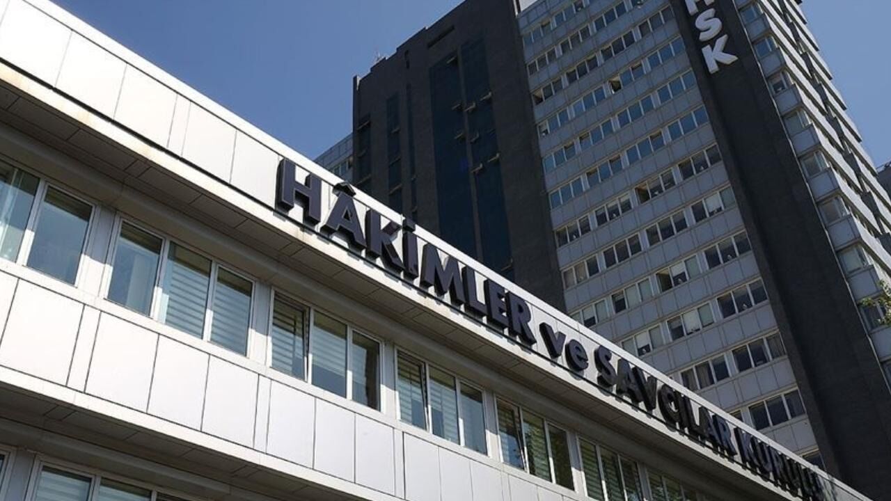 HSK’dan İzmir için dikkat çeken karar: İdare Mahkemesi Başkanı listede