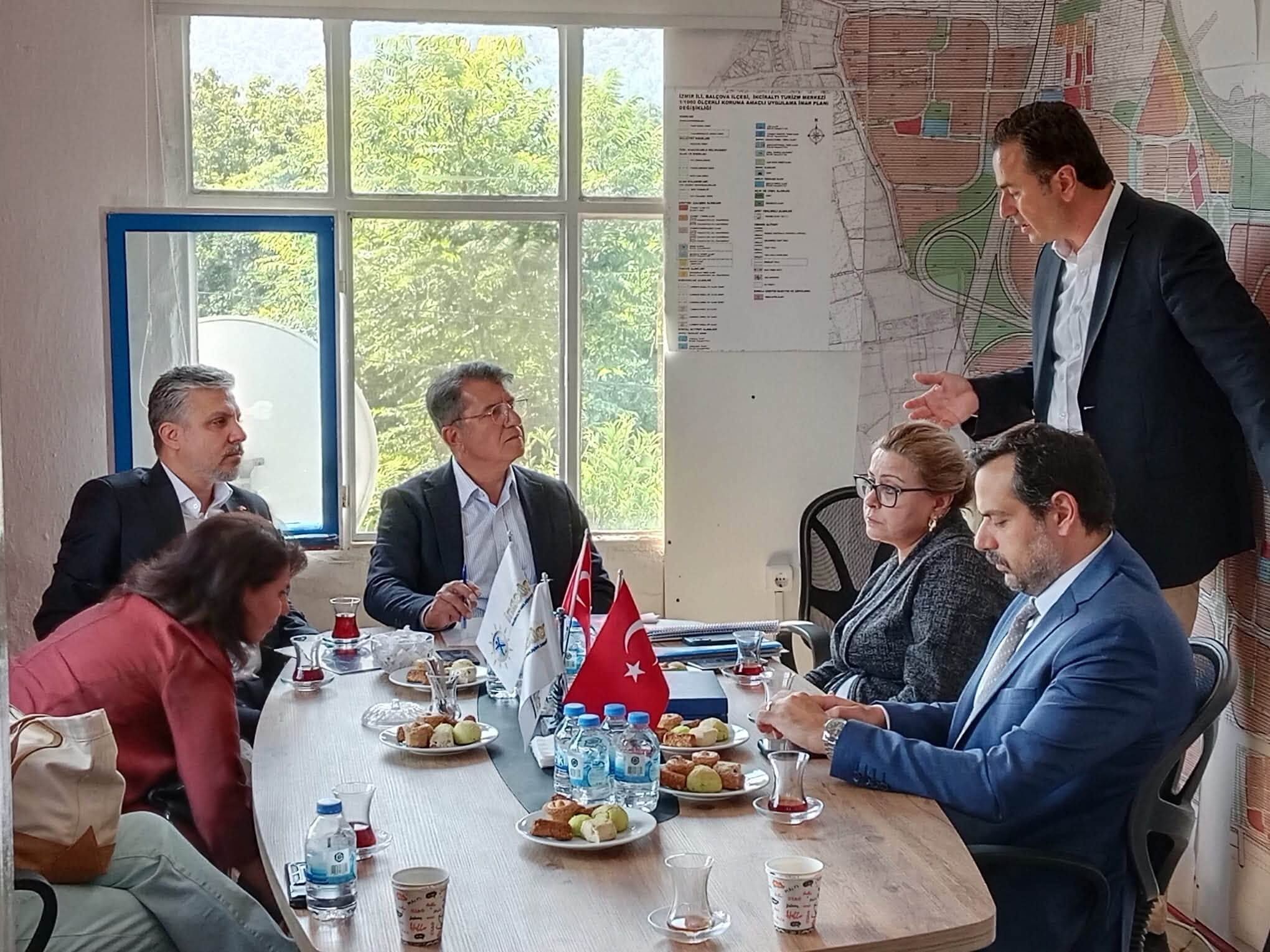 Ingeder Ak Parti̇1