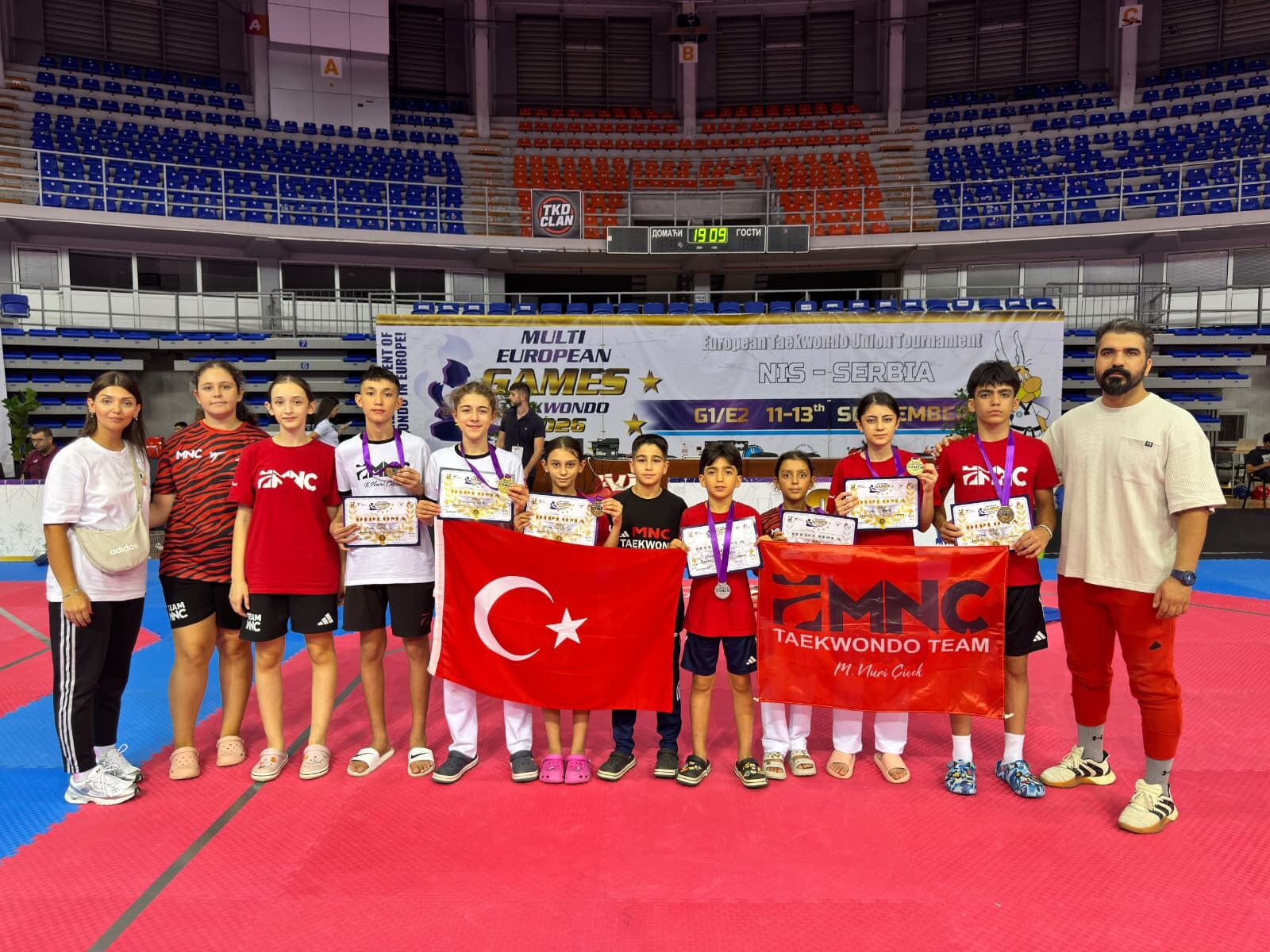 İzmir Kemalpaşa'ya Sırbistan'da madalya yağmuru: MNÇ Taekwondo Asterix Games'e damga vurdu