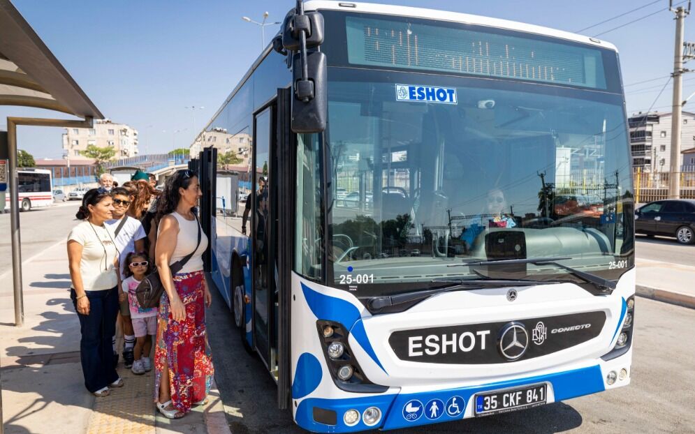 Raylı sistemlerde gece mesaisi uzadı
