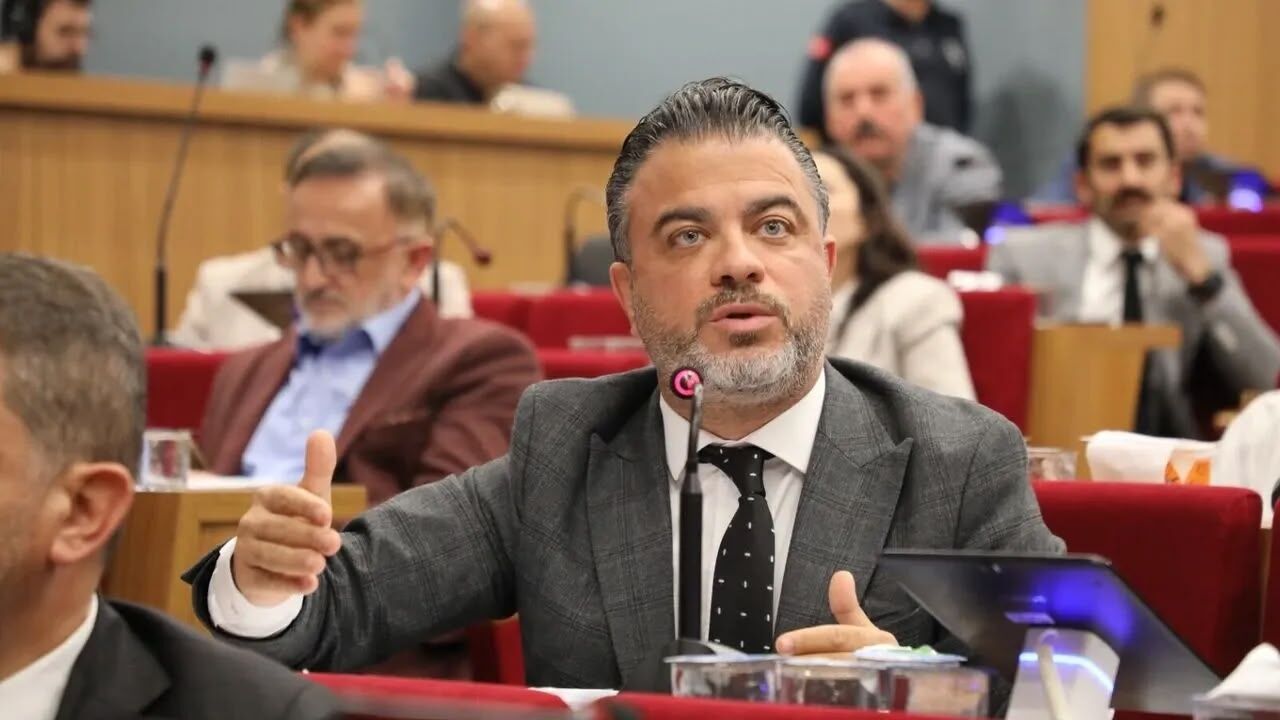 Kocabaş Meclis’te gündeme getirdi: “Üst geçit için ne gerekiyorsa yapılsın”