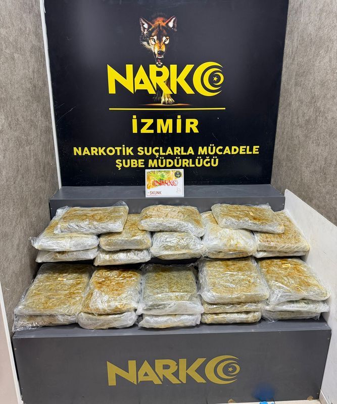 Konak Ve Bornova’da Zehir Operasyonu (1) 667X800