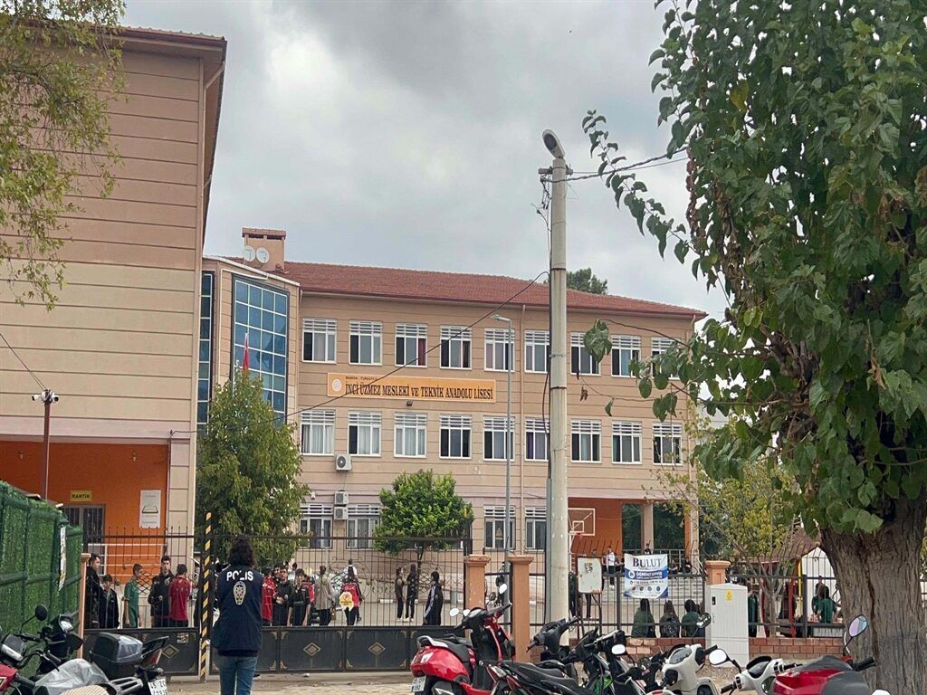 Turgutlu’da korku dolu günlerin ardından ilk zil çaldı!