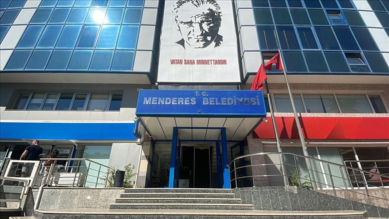 Menderes Belediyesi’ne yönelik soruşturmada yeni tutuklama