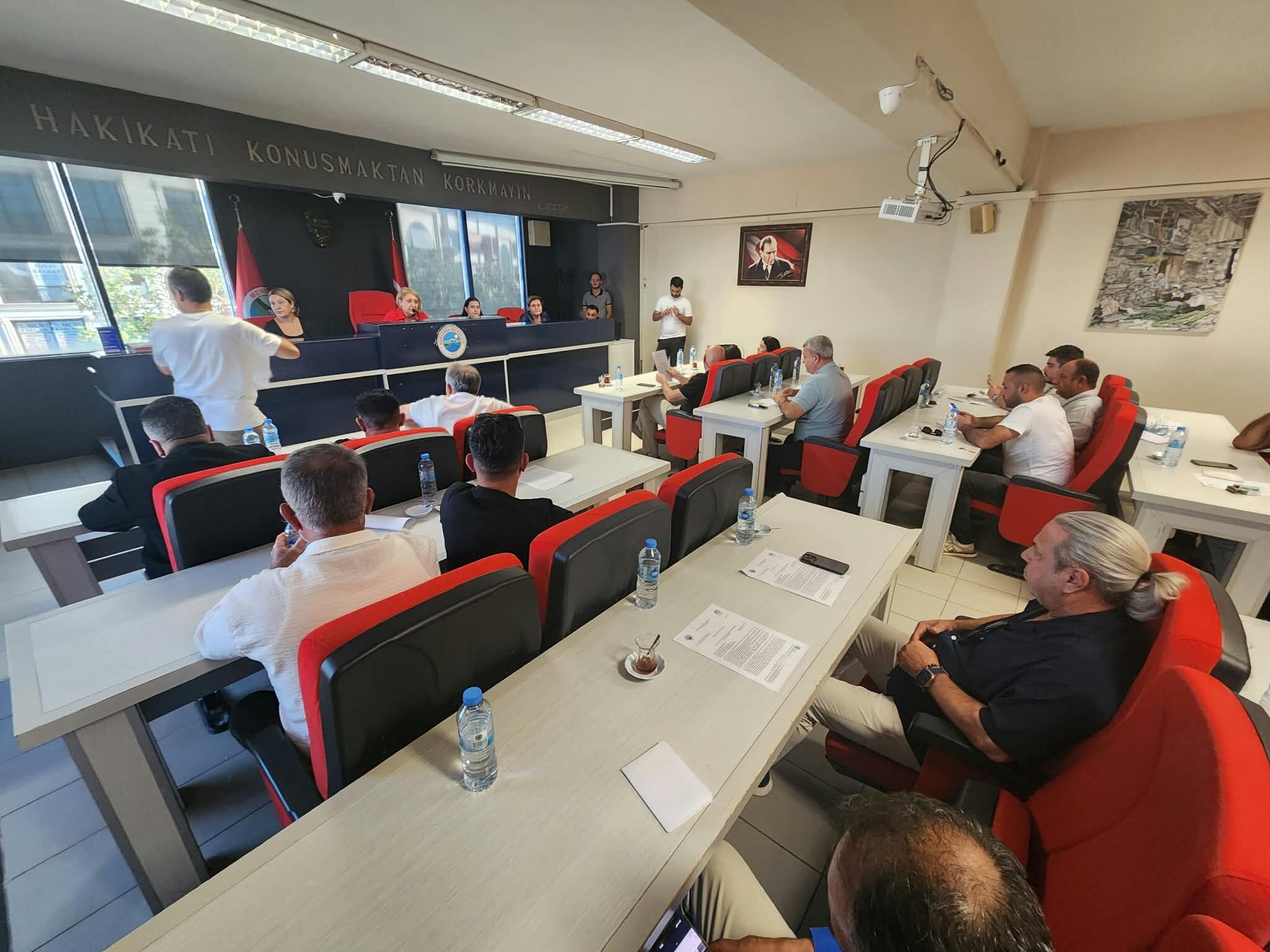 Sahil şeridindeki şezlong işgallerine denetim düzenlemesi