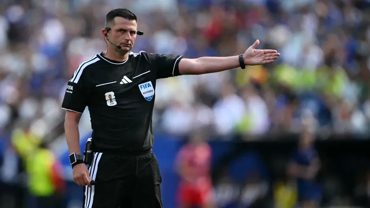 Michael Oliver-2