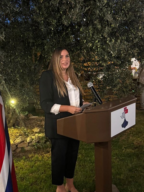 Norveç İzmir Fahri Konsolosluğu 7 Yıl Aradan Sonra Yeniden Hizmete Açıldı (2) 600X800